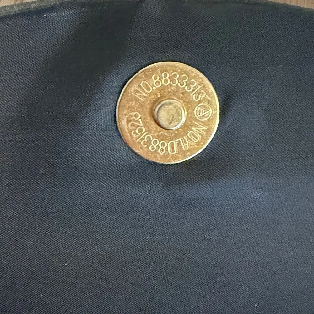 N/A vintage black